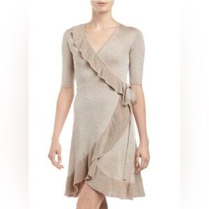 NWT BCBGMAXAZRIA Metallic Knit Top Size M